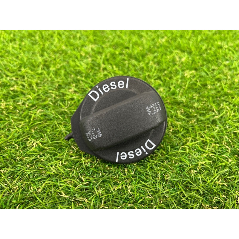 Крышка топливного бака (топливная система) Volkswagen Touareg NF 2012 3.0 7P6201550