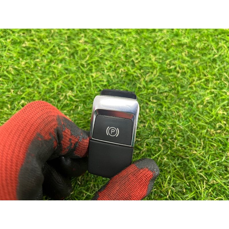 Кнопка стояночного тормоза (электрика / кнопки) AUDI A7 4G 2013 3.0 CGXB 4G1927225C