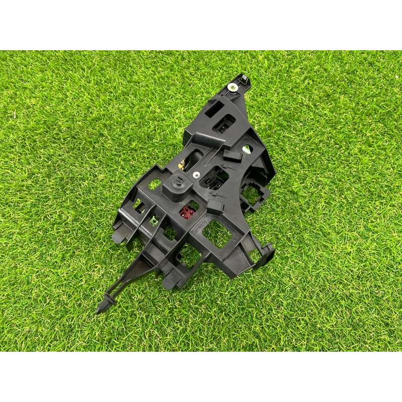 Кронштейн блока предохранителей (кузов и элементы) AUDI Q7 4L 2007 3.6 4L1971845