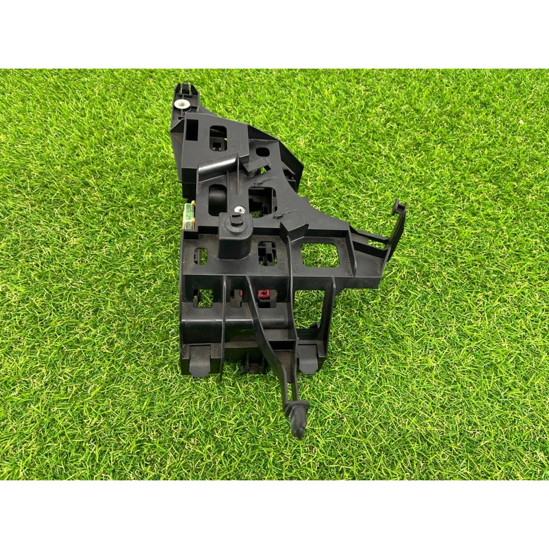 Кронштейн блока предохранителей (кузов и элементы) AUDI Q7 4L 2007 3.6 4L1971845