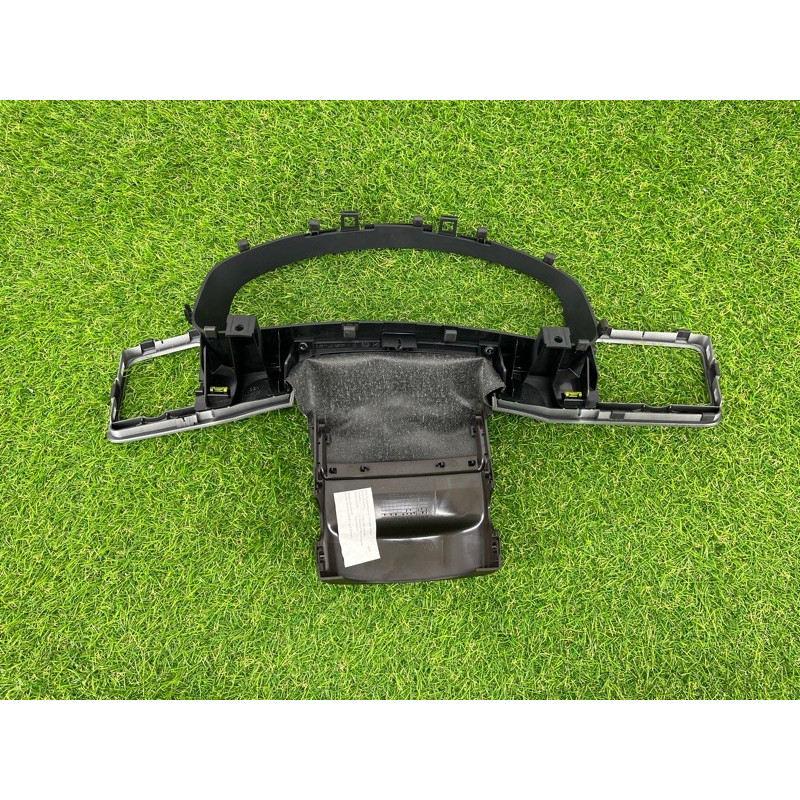 Накладка щитка приладів (салон) Volkswagen Touareg NF 2012 3.0 7P1857221BQB4