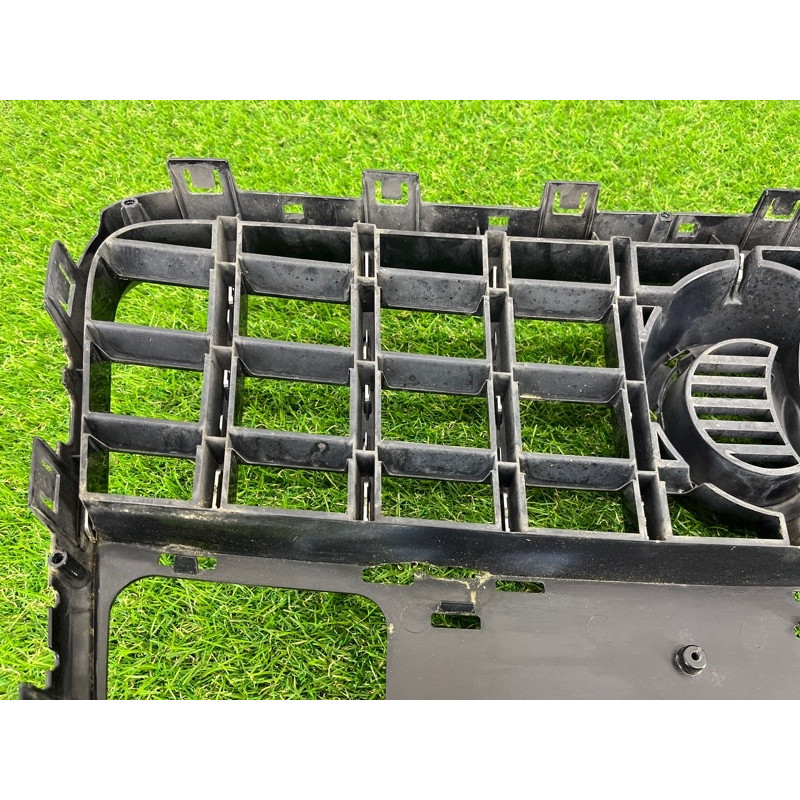 Решетка радиатора (наружные элементы кузова) AUDI Q7 4L 2014 3.0 TFSi CTWB 4L0853651HT94