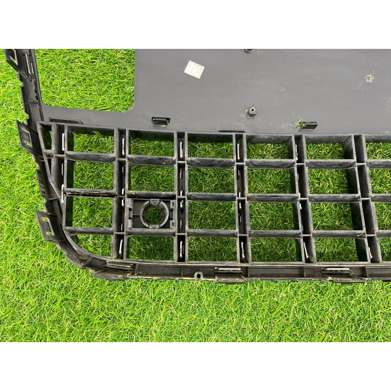 Решетка радиатора (наружные элементы кузова) AUDI Q7 4L 2014 3.0 TFSi CTWB 4L0853651HT94