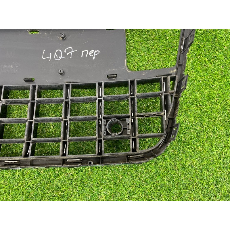 Решетка радиатора (наружные элементы кузова) AUDI Q7 4L 2014 3.0 TFSi CTWB 4L0853651HT94