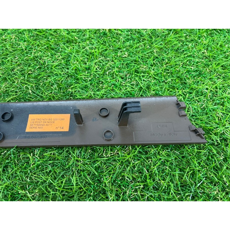 Декоративна накладка карти дверей (салон) Volkswagen Touareg NF 2012 3.6 7P6867450DME1