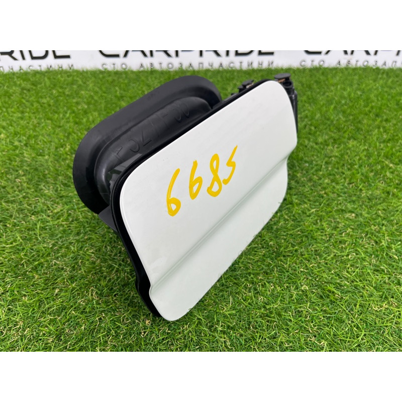 Лючок топливного бака (кузов и элементы) BMW 4-series F32 2015 2.0 51177270761