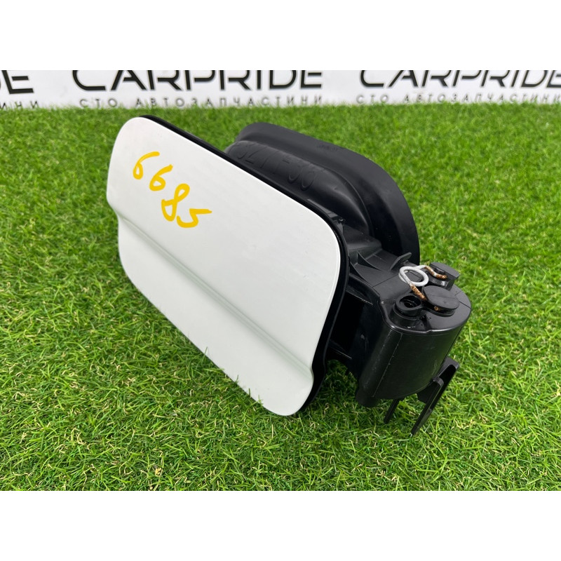 Лючок топливного бака (кузов и элементы) BMW 4-series F32 2015 2.0 51177270761