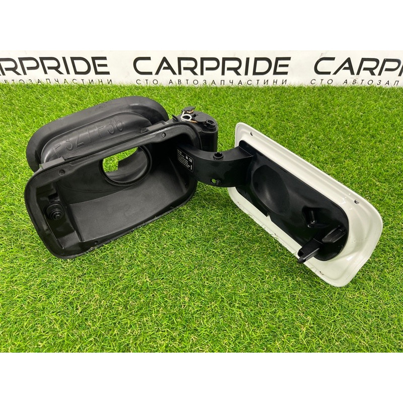 Лючок топливного бака (кузов и элементы) BMW 4-series F32 2015 2.0 51177270761