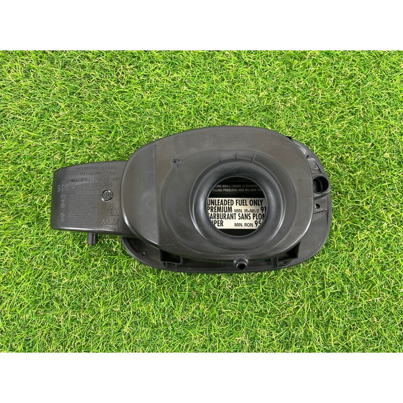 Кришка паливного бака (кузов і елементи) PORSCHE CAYENNE 958 2013 3.6 95850485700