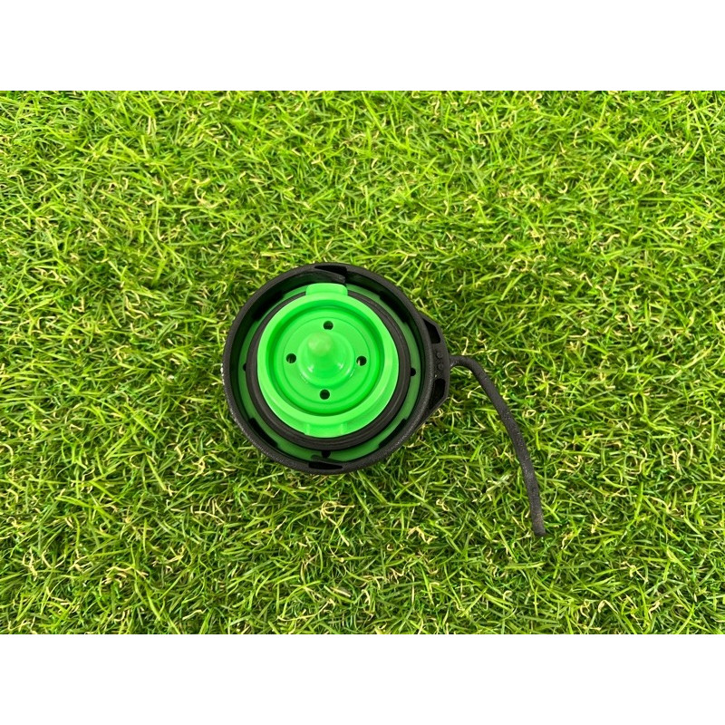 Крышка топливного бака (топливная система) Volkswagen Touareg NF 2012 3.6 7P0201550C