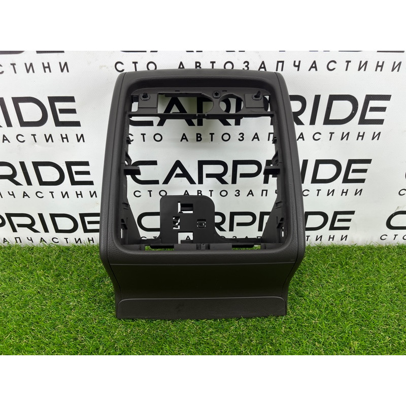 Накладка центральной консоли (салон) Volkswagen Touareg NF 2012 3.0 7P68642994A1