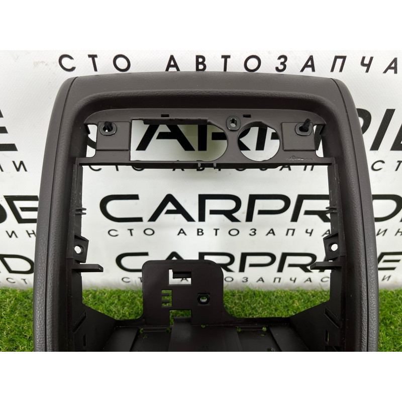 Накладка центральной консоли (салон) Volkswagen Touareg NF 2012 3.0 7P68642994A1