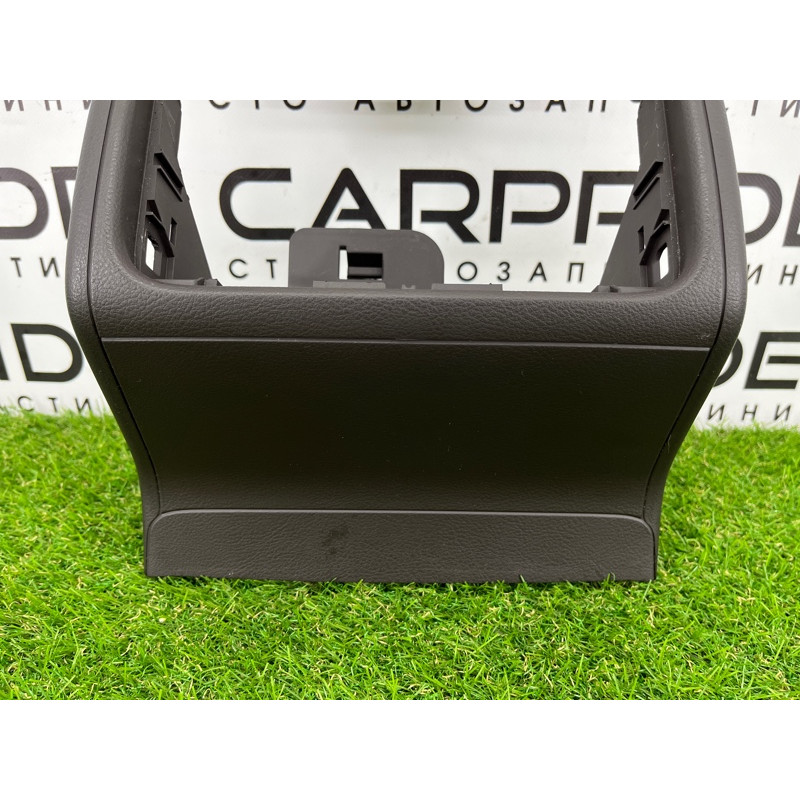Накладка центральной консоли (салон) Volkswagen Touareg NF 2012 3.0 7P68642994A1