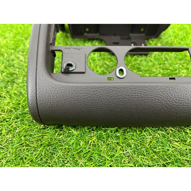 Накладка центральной консоли (салон) Volkswagen Touareg NF 2012 3.0 7P68642994A1