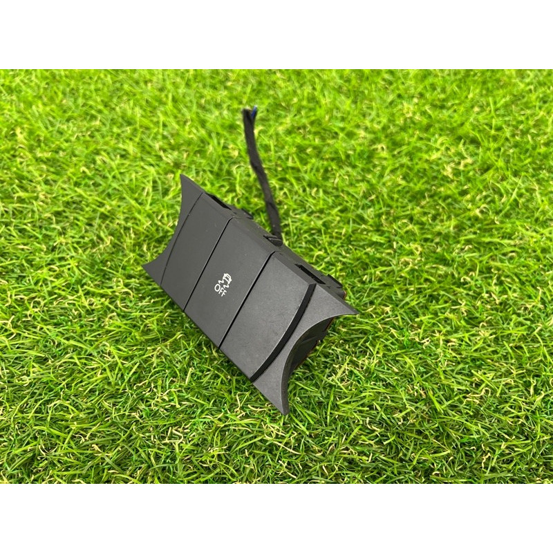 Кнопка ESP (электрика / кнопки) Volkswagen Touareg NF 2012 3.0 7P6927127