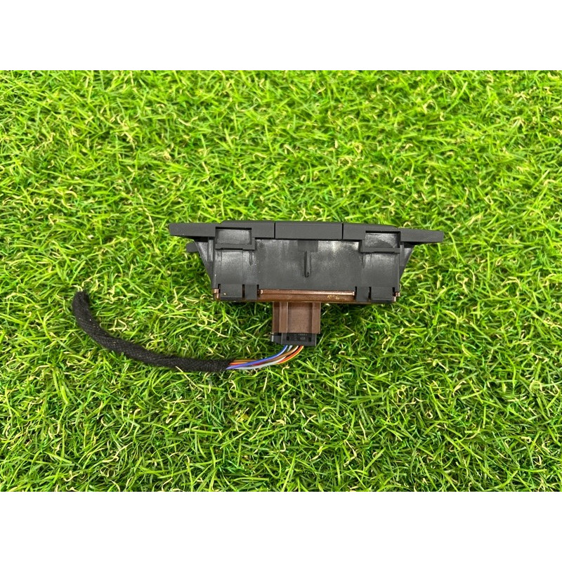 Кнопка ESP (электрика / кнопки) Volkswagen Touareg NF 2012 3.0 7P6927127