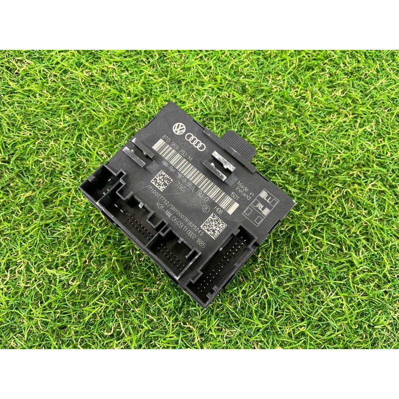 Блок управления дверьми (электрика / блок управления) AUDI A4 B8 2012 2.0 TFSI 8T0959793M