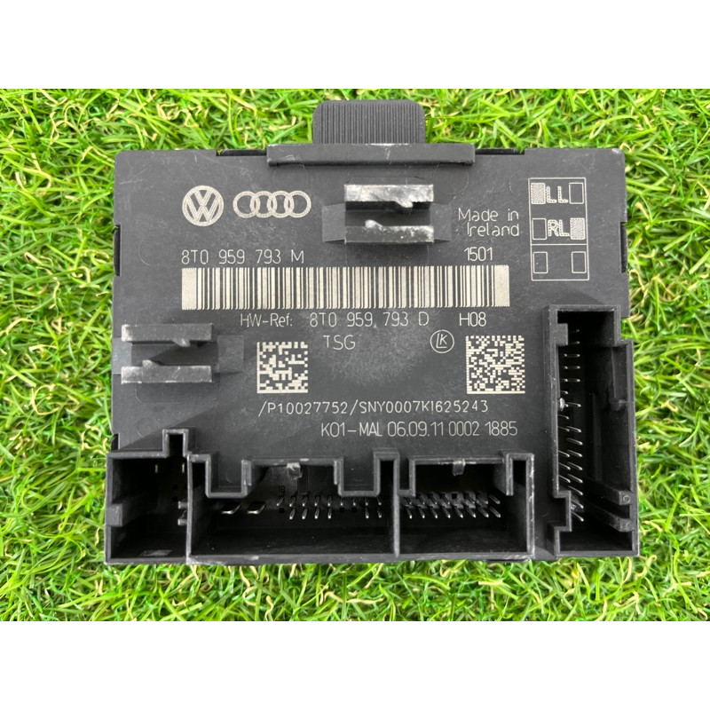 Блок управления дверьми (электрика / блок управления) AUDI A4 B8 2012 2.0 TFSI 8T0959793M