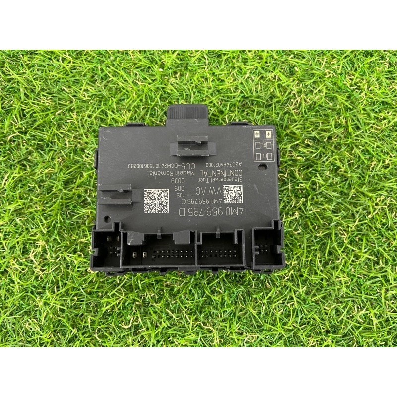Блок управления дверьми (электрика / блоки управления) AUDI Q7 4M 2017 3.0 TFSi CREC 4M0959795D