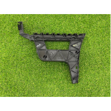 Крепление бампера