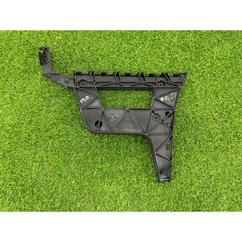 Крепление бампера (кузов и элементы) AUDI A4 B8 2012 2.0 TFSI 8K5807454