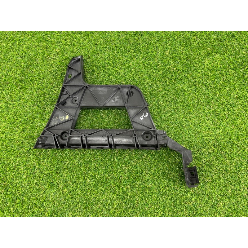 Крепление бампера (кузов и элементы) AUDI A4 B8 2012 2.0 TFSI 8K5807454