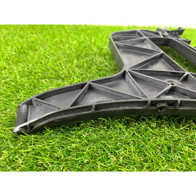 Крепление бампера (кузов и элементы) AUDI A4 B8 2012 2.0 TFSI 8K5807454