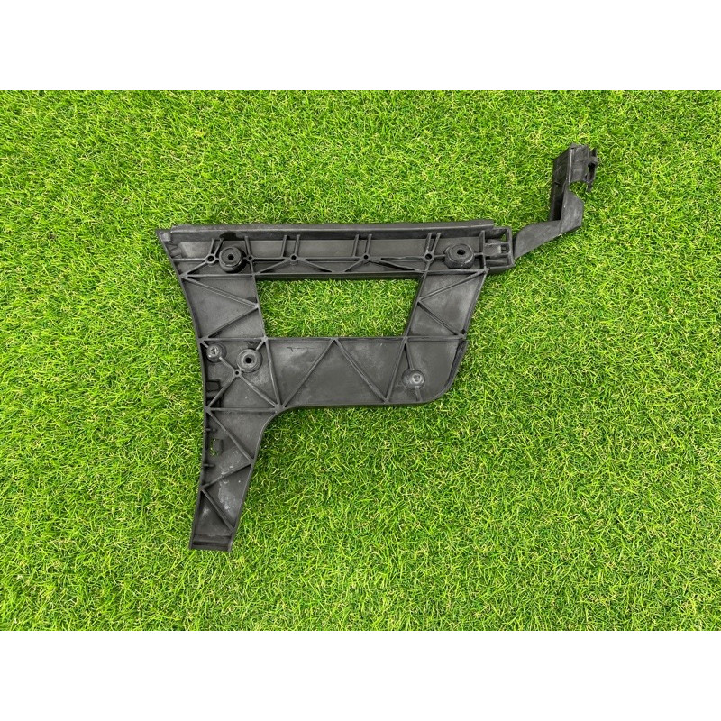 Крепление бампера (кузов и элементы) AUDI A4 B8 2012 2.0 TFSI 8K5807454