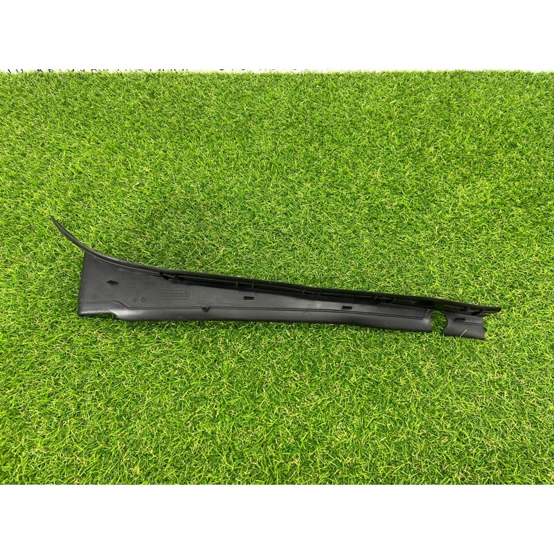 Уплотнитель крыла (кузов и элементы) BMW 4-series F32 2015 2.0 51767264274