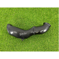 Патрубок воздушного фильтра