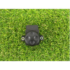 Кнопка регулировки сиденья