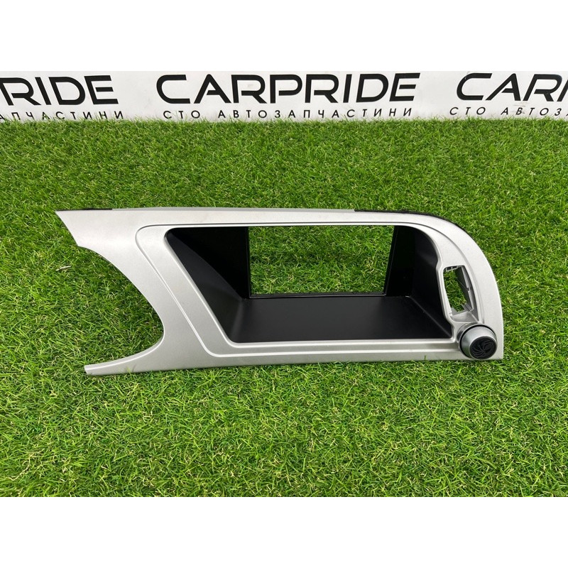 Декоративная накладка торпедо (салон) AUDI A4 B8 2012 2.0 TFSI 8K1857186HR66