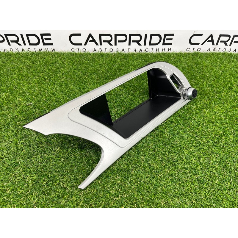 Декоративная накладка торпедо (салон) AUDI A4 B8 2012 2.0 TFSI 8K1857186HR66