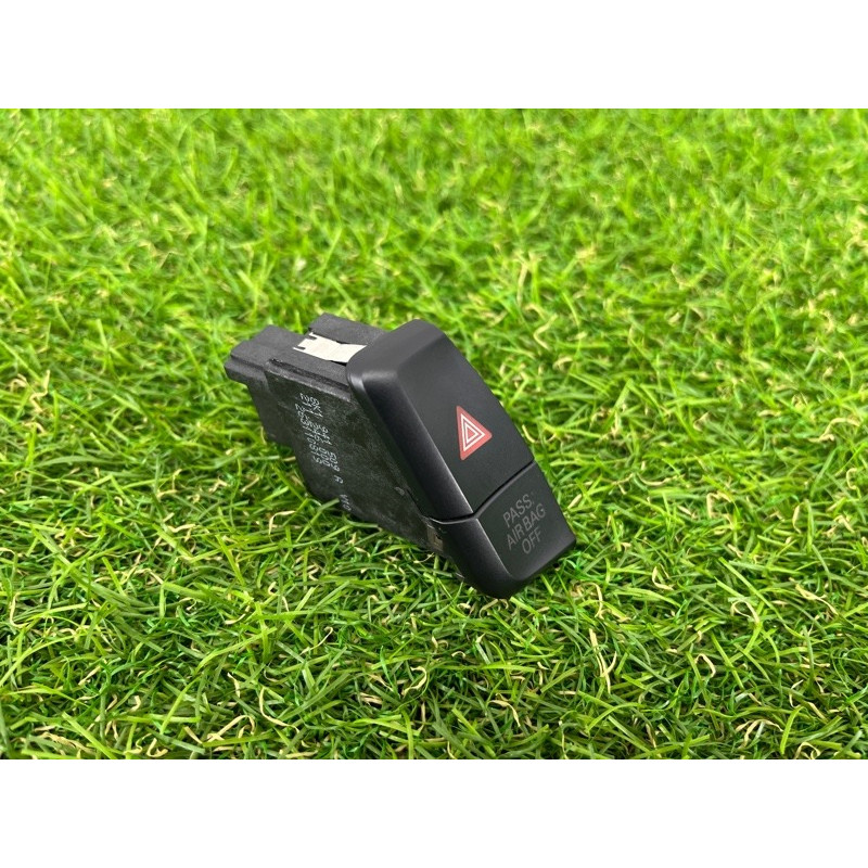 Кнопка аварийной сигнализации (электрика / кнопки) AUDI A4 B8 2012 2.0 TFSI 8K1941509AV10