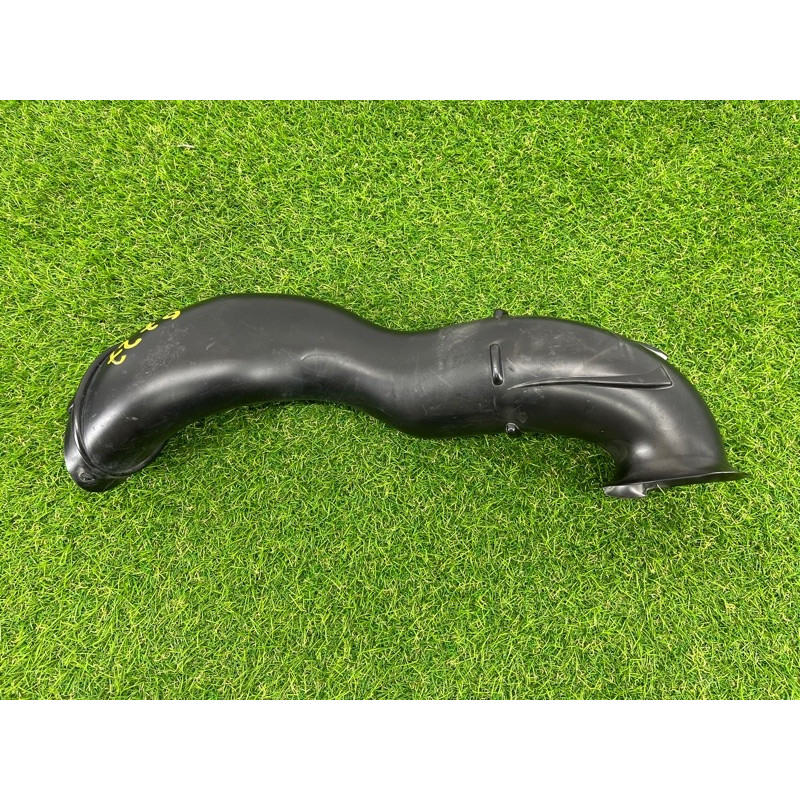 Патрубок воздушного фильтра (впускная система) PORSCHE CAYENNE 958 2012 4.8 95811027100