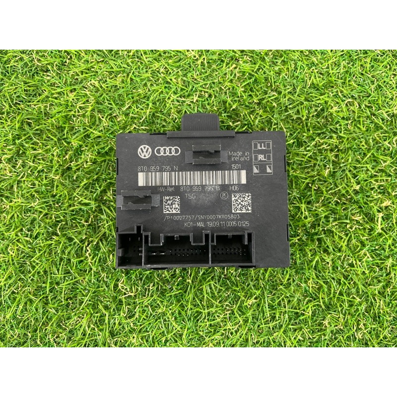 Блок управления дверьми (электрика / блок управления) AUDI A4 B8 2012 2.0 TFSI 8T0959795N