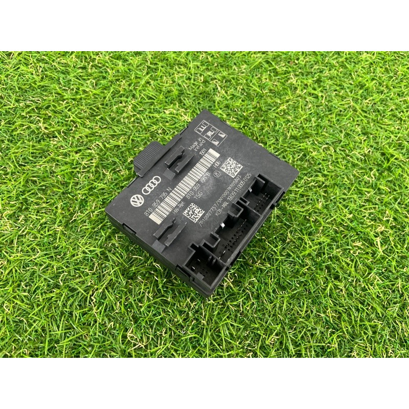 Блок управления дверьми (электрика / блок управления) AUDI A4 B8 2012 2.0 TFSI 8T0959795N