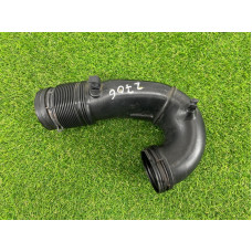 Патрубок воздушного фильтра
