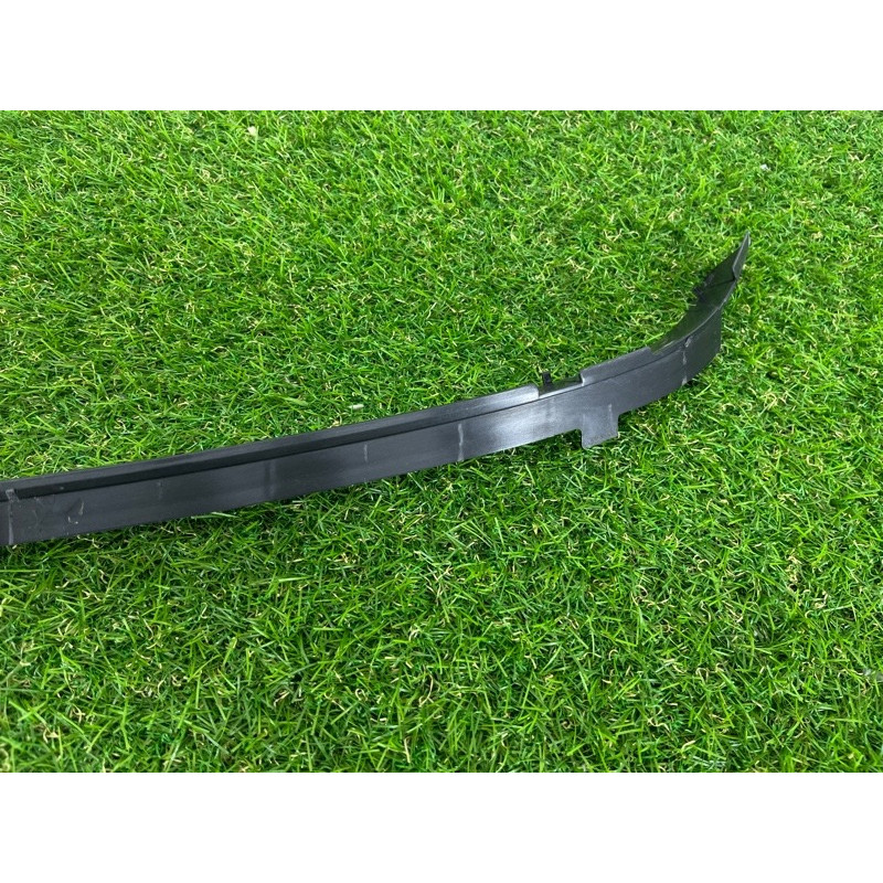 Кронштейн спойлера (кузов и элементы) PORSCHE CAYENNE 958 2012 4.8 95851293302