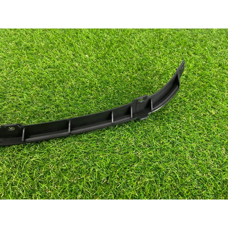 Кронштейн спойлера (кузов и элементы) PORSCHE CAYENNE 958 2012 4.8 95851293302