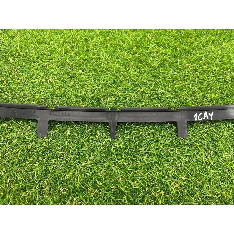 Кронштейн спойлера (кузов и элементы) PORSCHE CAYENNE 958 2013 3.6 95851293302