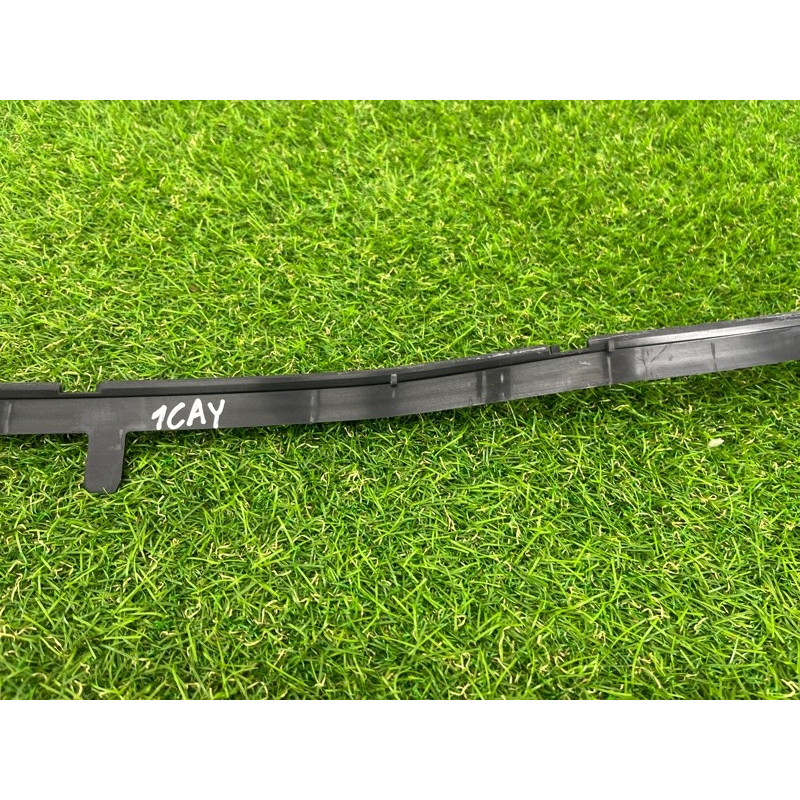 Кронштейн спойлера (кузов и элементы) PORSCHE CAYENNE 958 2013 3.6 95851293302