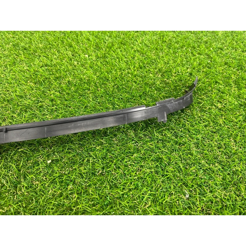 Кронштейн спойлера (кузов и элементы) PORSCHE CAYENNE 958 2013 3.6 95851293302