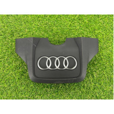 Декоративная крышка двигателя