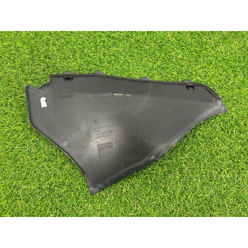 Накладка на жабо (кузов и элементы) PORSCHE CAYENNE 958 2013 3.6 958572729029B9