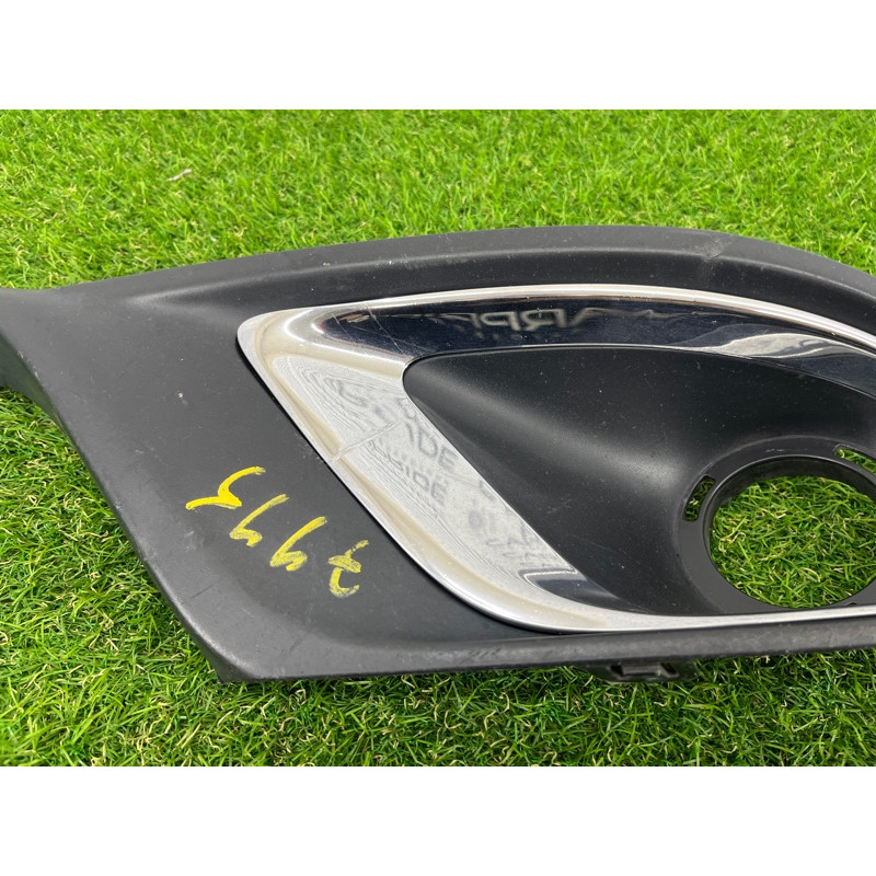 Накладка противотуманной фары (кузов и элементы) Dodge Durango WD 2018 5113679AC