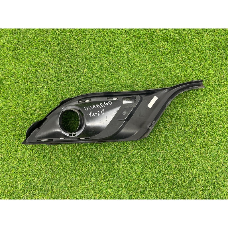 Накладка противотуманной фары (кузов и элементы) Dodge Durango WD 2018 5113679AC