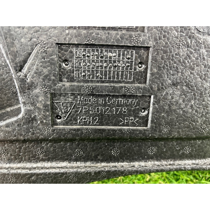 Ящик для инструментов (аксессуары) PORSCHE CAYENNE 958 2012 4.8 95872110100