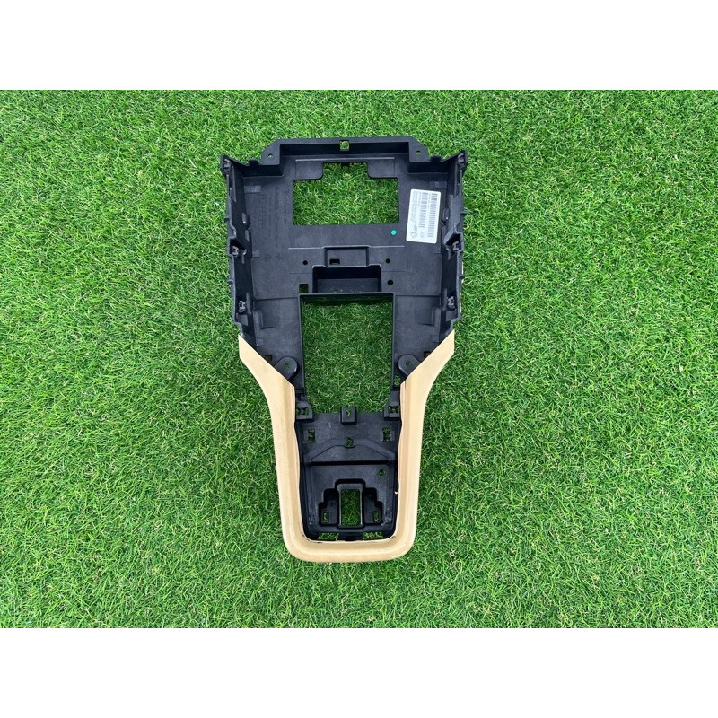 Крепление центральной консоли (салон) PORSCHE CAYENNE 958 2012 4.8 95855325101