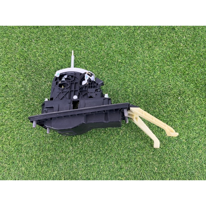 Селектор АКПП (трансмиссия) Volkswagen Touareg NF 2011 3.6 7P1713105